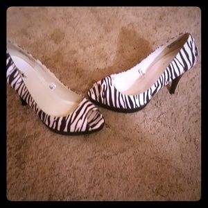 Mossimo Zebra Print Peep Toe Stiletto Shoes